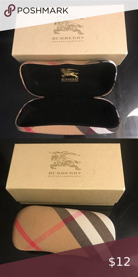 burberry sunglasses case women.